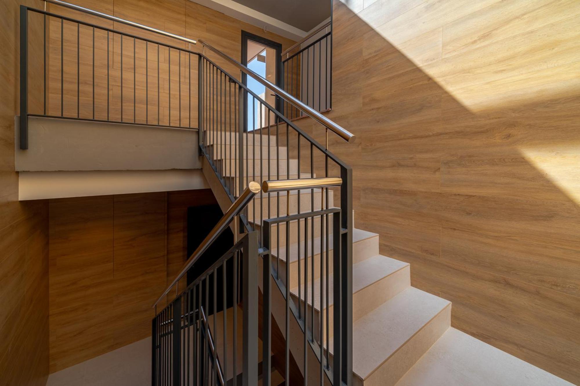 Limehome Barcelona Placa Pirineus ロスピタレート・デ・リョブレガート エクステリア 写真