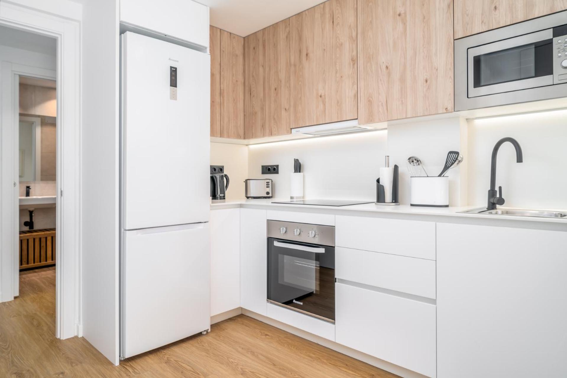 Limehome Barcelona Placa Pirineus ロスピタレート・デ・リョブレガート エクステリア 写真